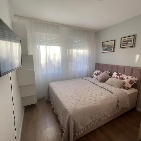 Apartment Iva *