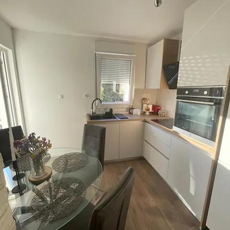 Iva Apartment Zadar